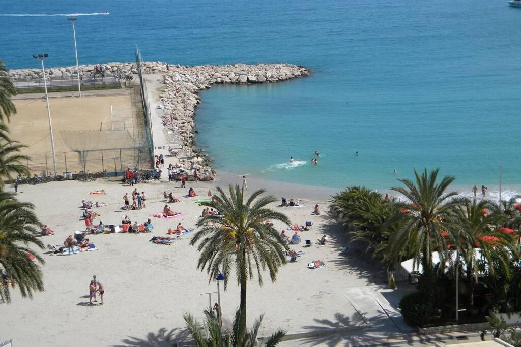App Le Rocazur Avec Piscine Et Parking En Bord De Mer A 500M Du Centre Ville Menton Eksteriør billede